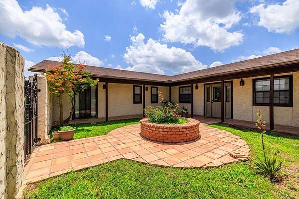 5.44 Acres of Land with Home for Sale in Mountain Home, Texas