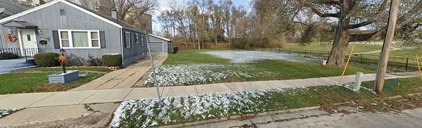 0.3 Acres of Residential Land for Sale in Bloomington, Illinois