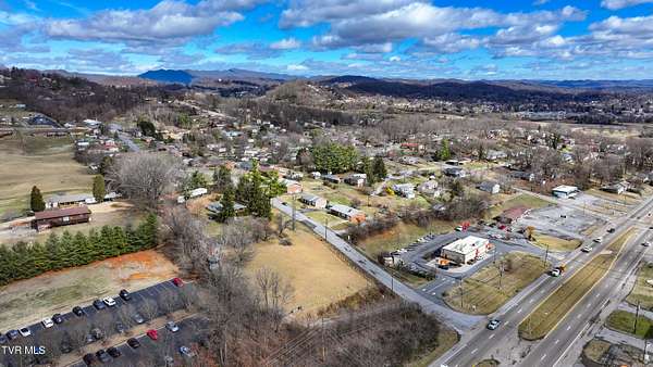 0.99 Acres of Commercial Land for Sale in Kingsport, Tennessee
