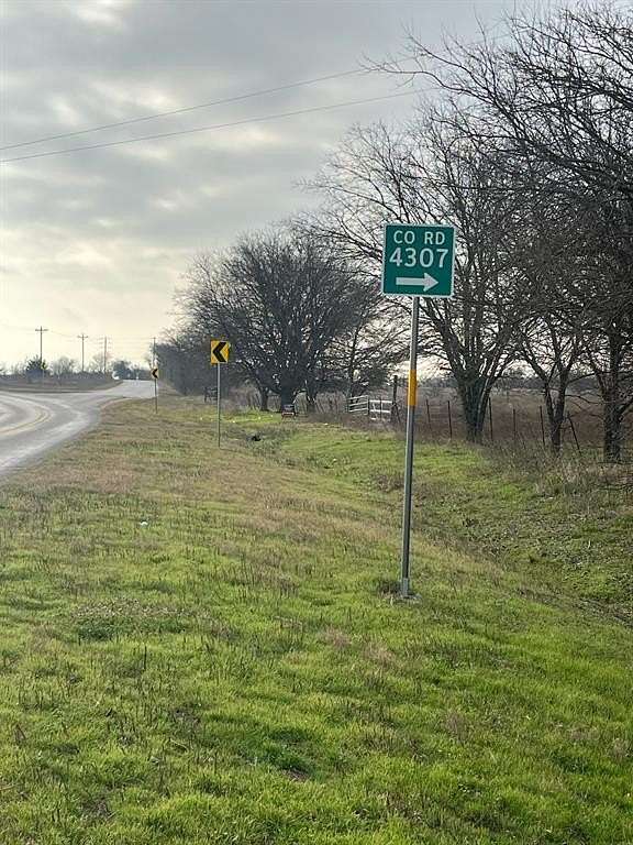 70.2 Acres of Land for Sale in Itasca, Texas