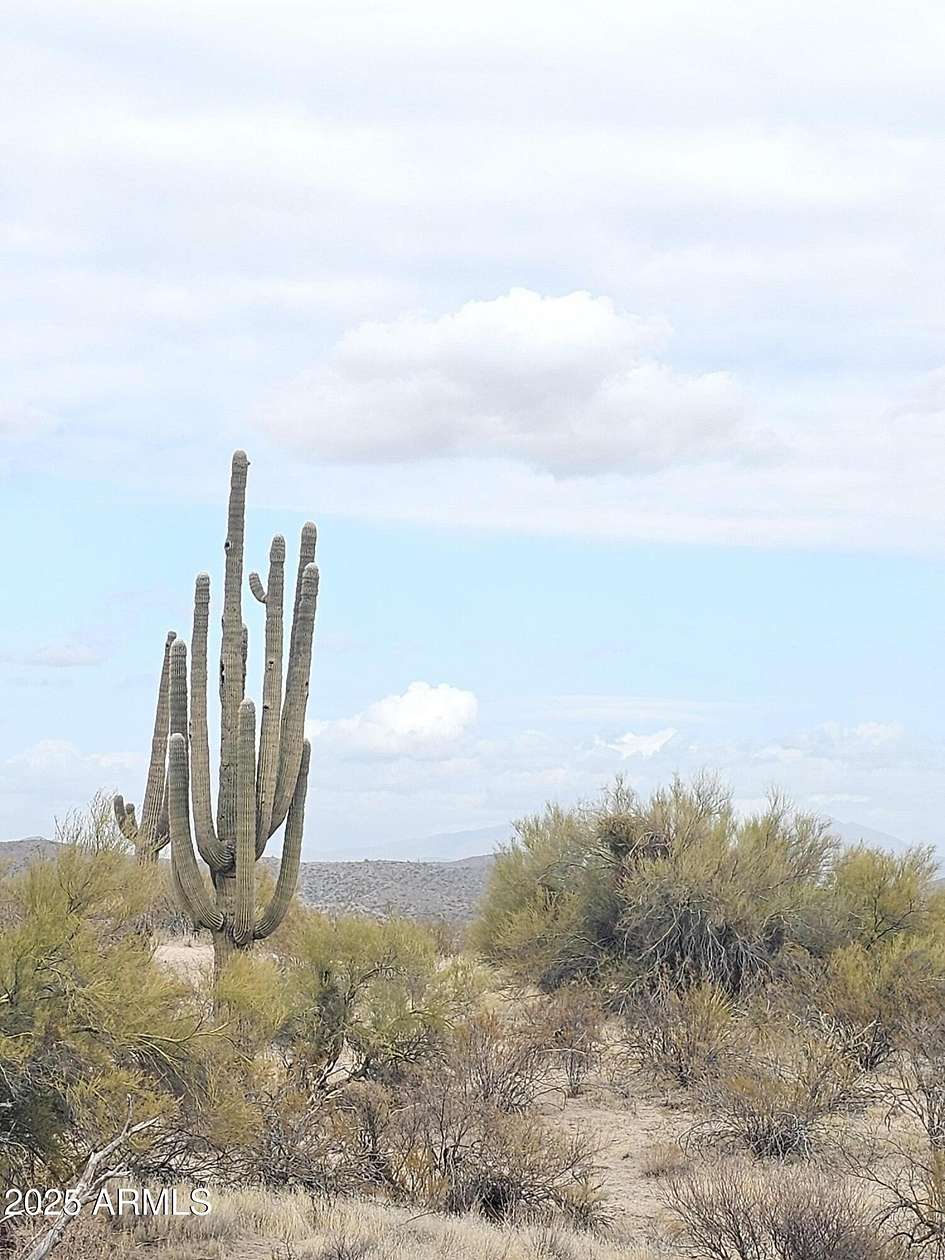 2.5 Acres of Residential Land for Sale in Scottsdale, Arizona