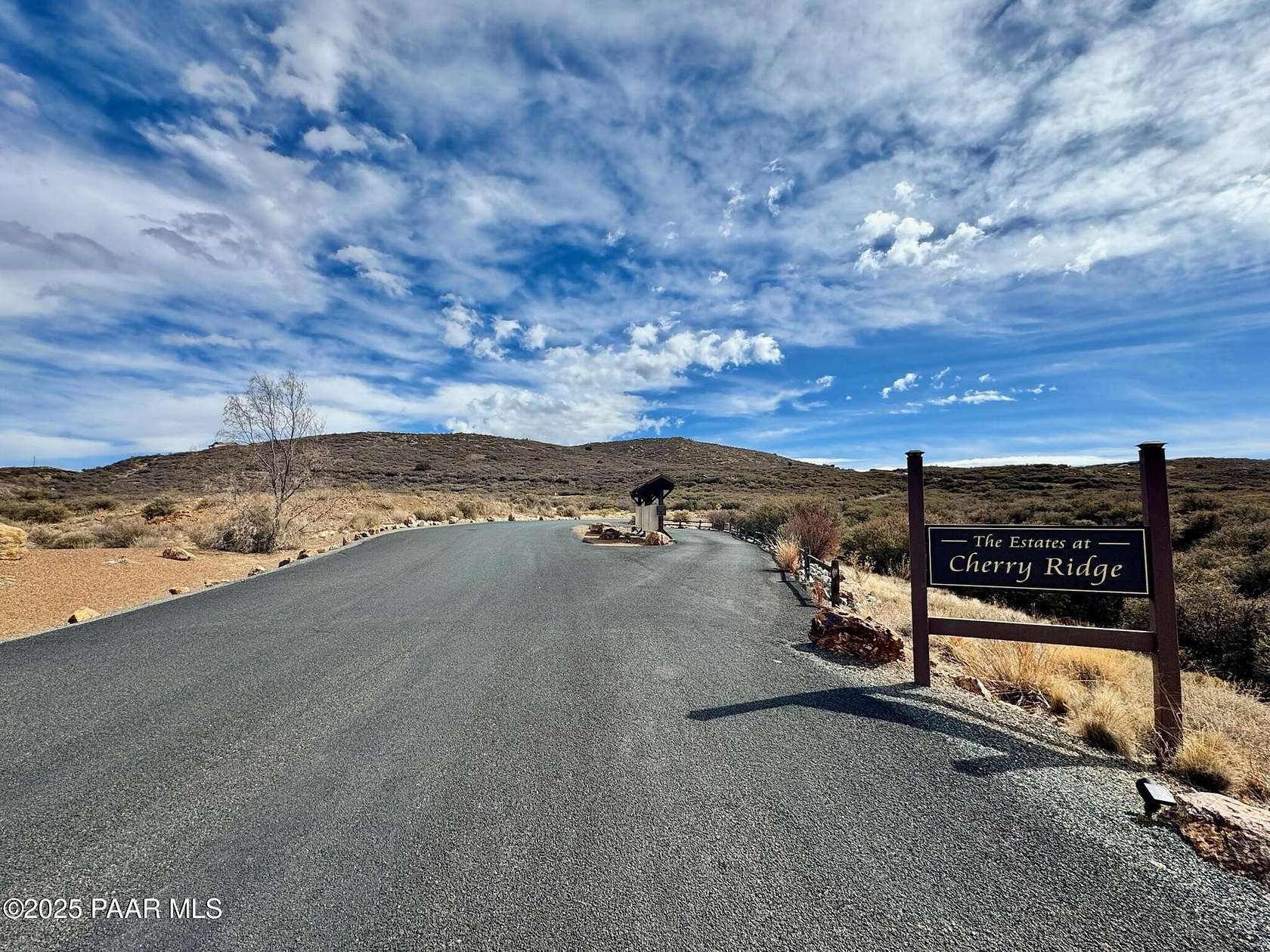 7.73 Acres of Land for Sale in Dewey-Humboldt, Arizona