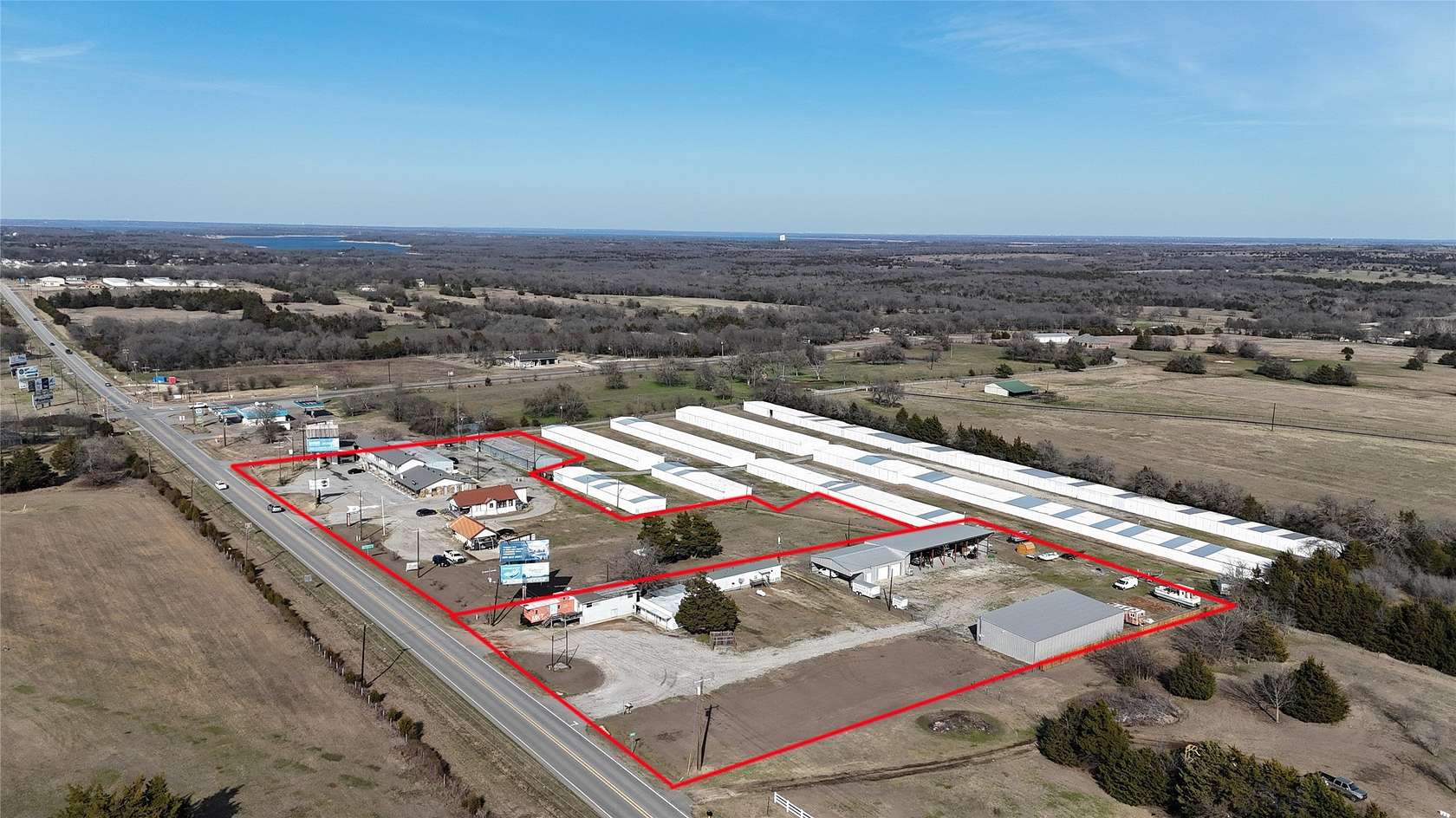 5.63 Acres of Mixed-Use Land for Sale in Pottsboro, Texas
