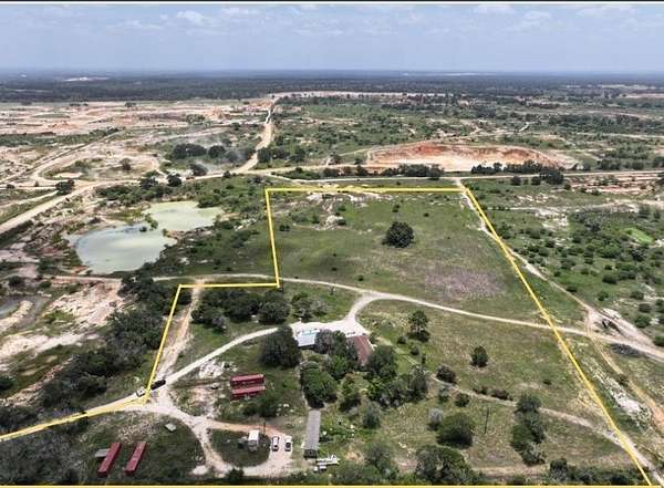 Residential Land with Home for Sale in Von Ormy, Texas