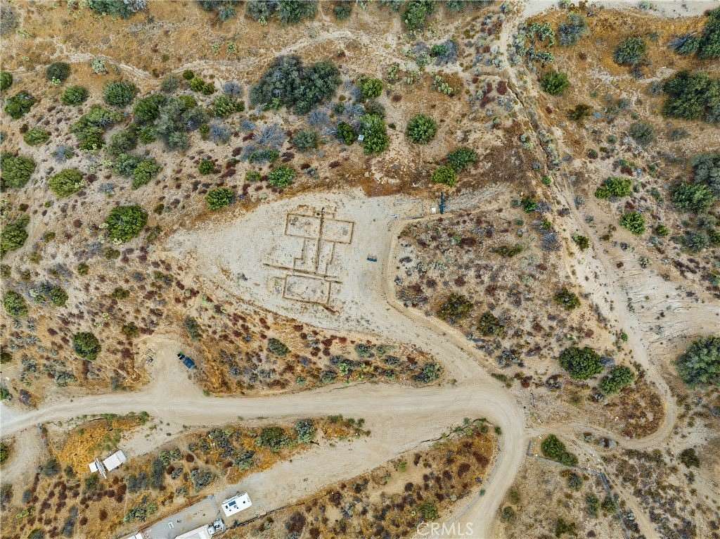 2.53 Acres of Residential Land for Sale in Piñon Hills, California