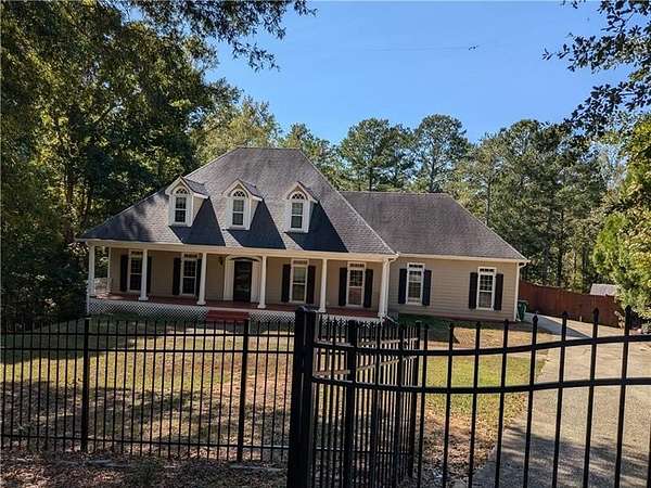 2.1 Acres of Residential Land with Home for Sale in Snellville, Georgia