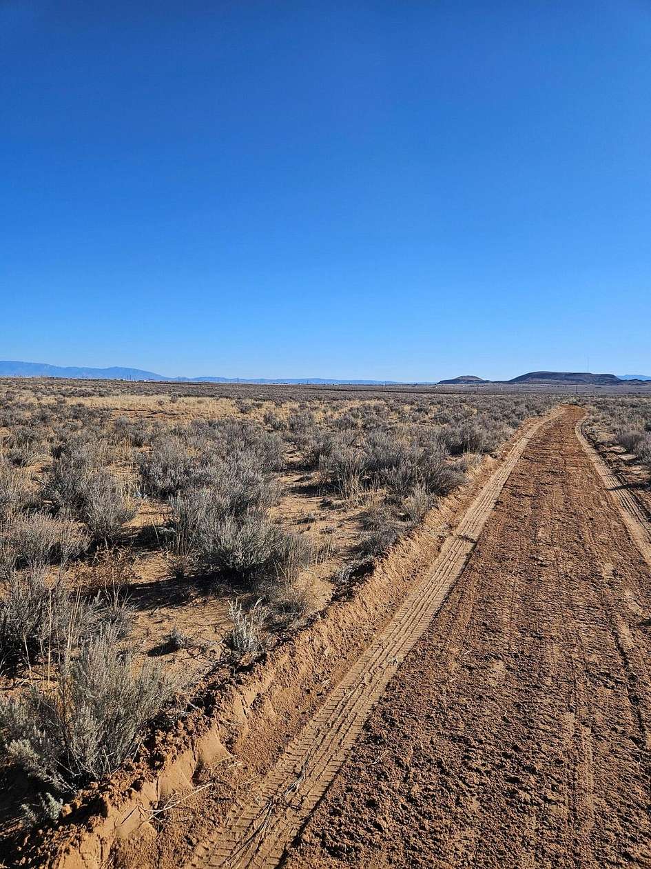 2 Acres of Residential Land for Sale in Los Lunas, New Mexico