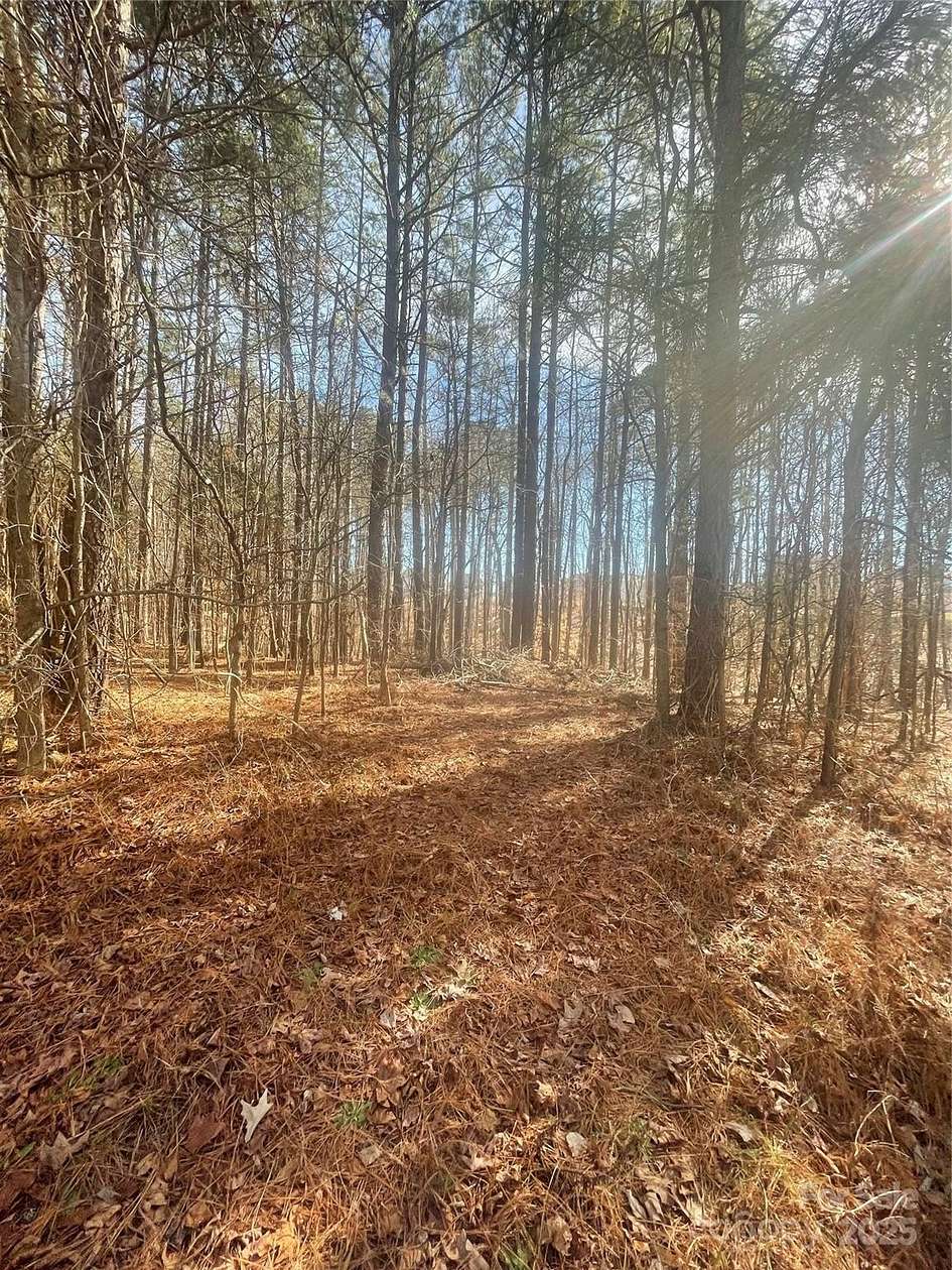 1.14 Acres of Residential Land for Sale in Mooresville, North Carolina