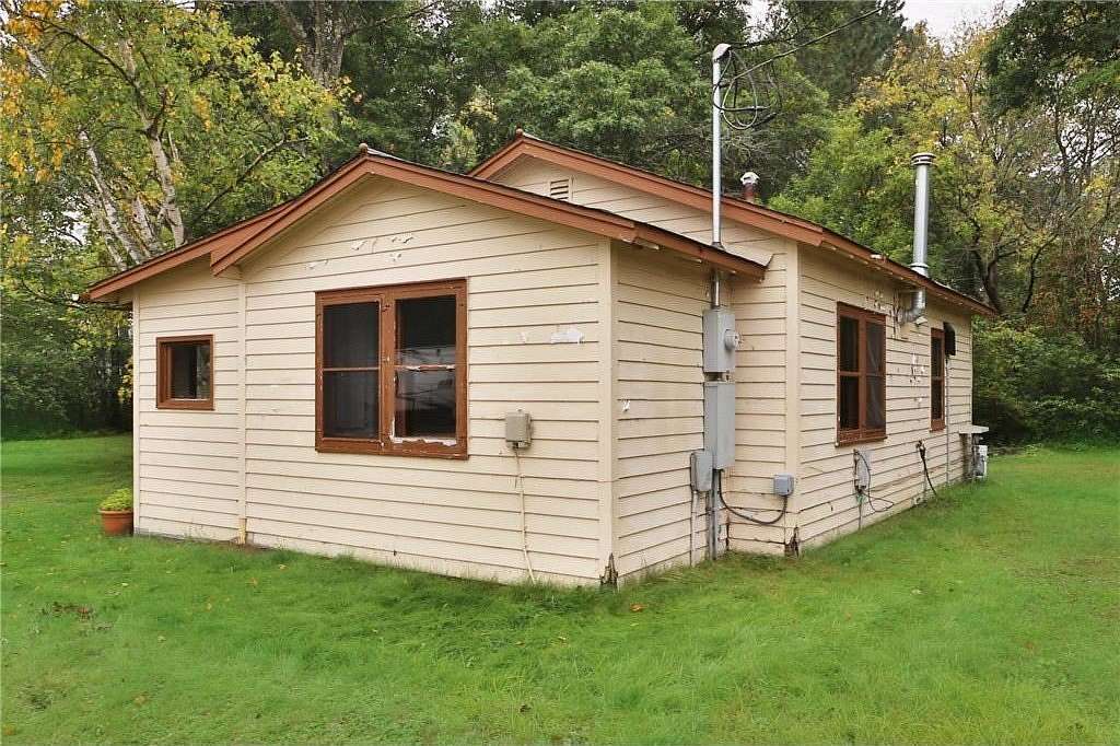 0.75 Acres of Improved Mixed-Use Land for Sale in Brainerd, Minnesota