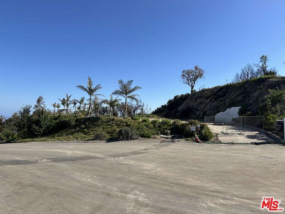 0.33 Acres of Residential Land for Sale in Malibu, California