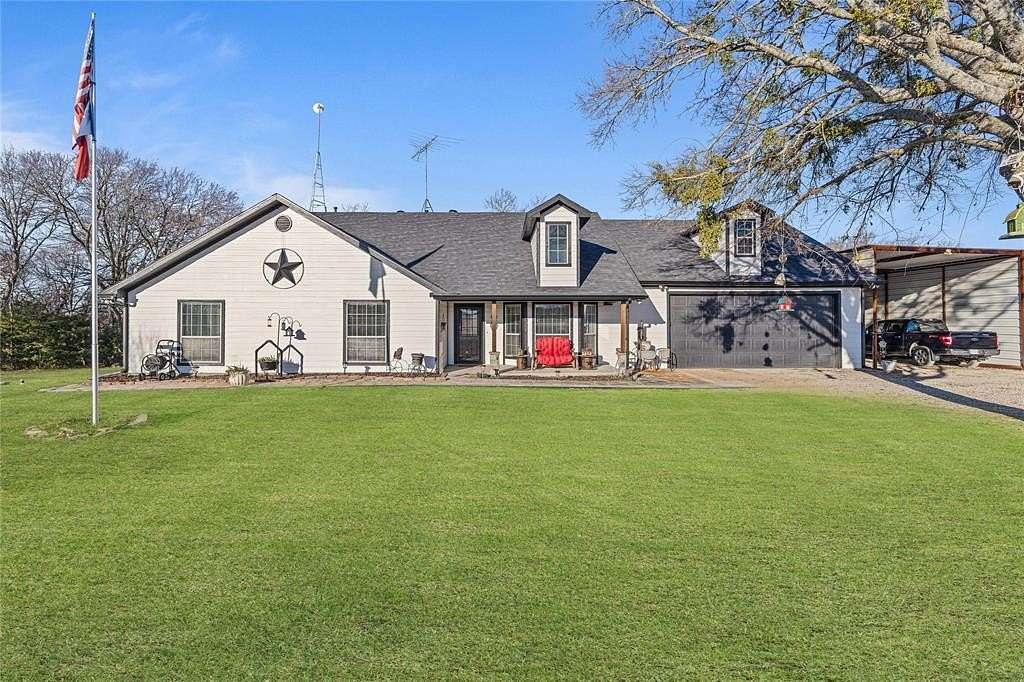 22 Acres of Land with Home for Sale in Princeton, Texas