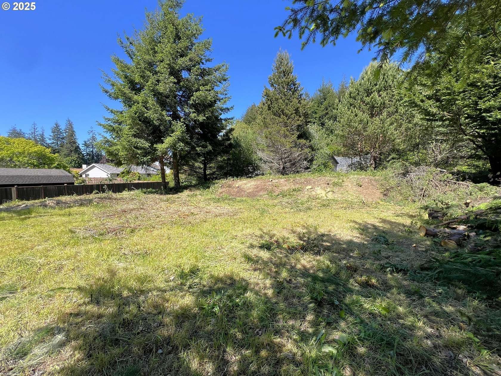 0.32 Acres of Residential Land for Sale in Coos Bay, Oregon
