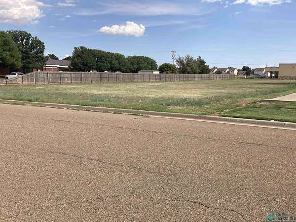 0.73 Acres of Commercial Land for Sale in Clovis, New Mexico