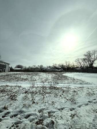 0.75 Acres of Land for Sale in University Park, Illinois