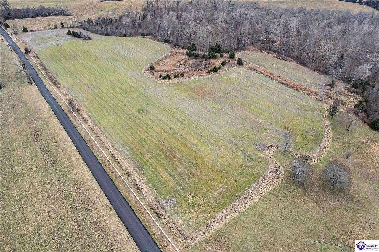 23.6 Acres of Agricultural & Residential Land for Sale in Greensburg, Kentucky