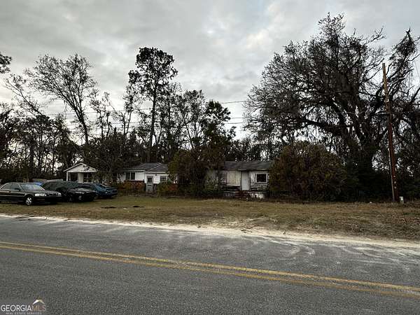 0.5 Acres of Land for Sale in Lakeland, Georgia