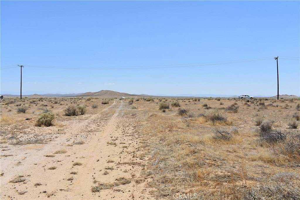 4.55 Acres of Commercial Land for Sale in Mojave, California