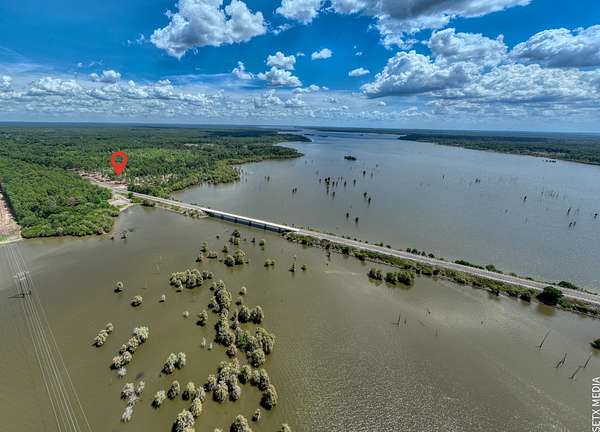 1.5 Acres of Residential Land for Sale in Broaddus, Texas