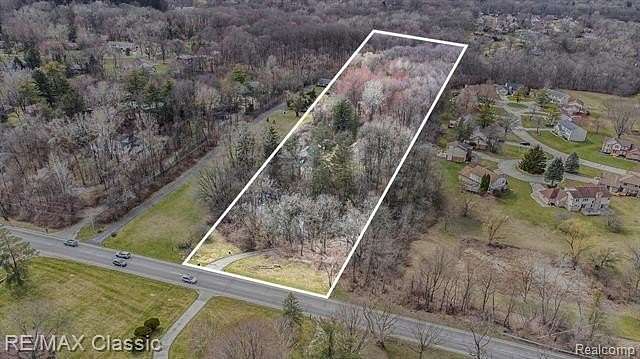 6 Acres of Residential Land for Sale in Farmington Hills, Michigan