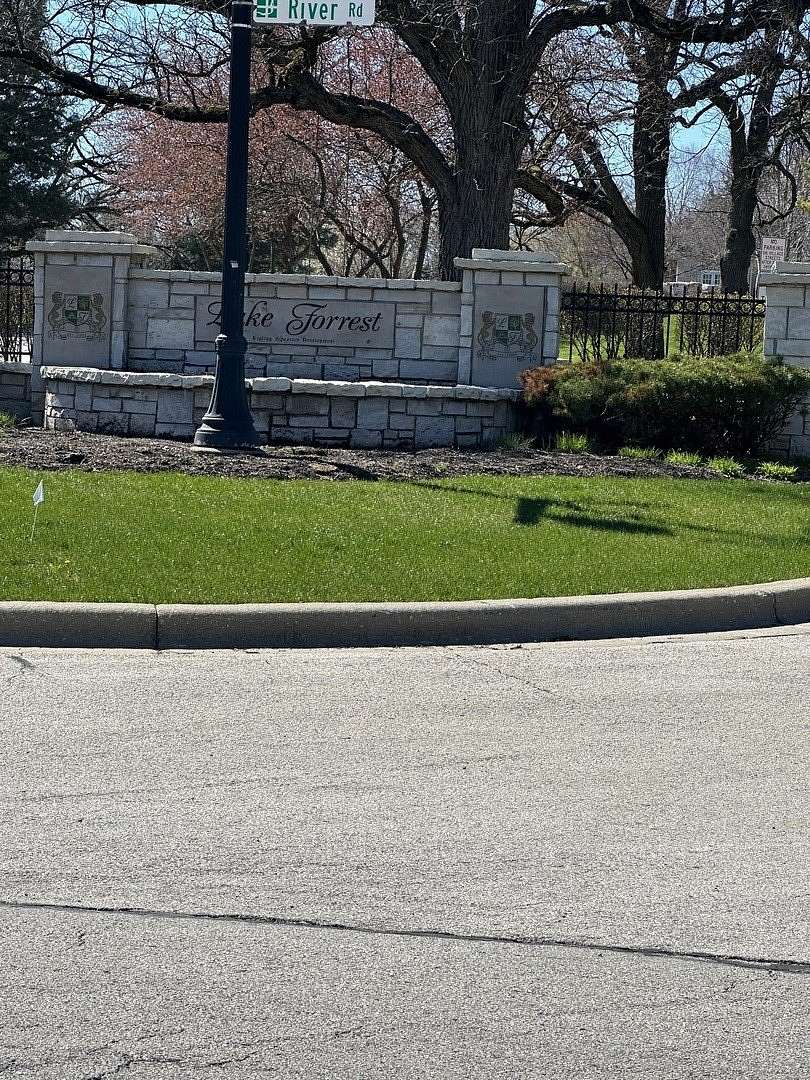 0.64 Acres of Residential Land for Sale in Shorewood, Illinois