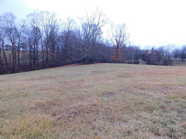 1.39 Acres of Residential Land for Sale in Russell Springs, Kentucky
