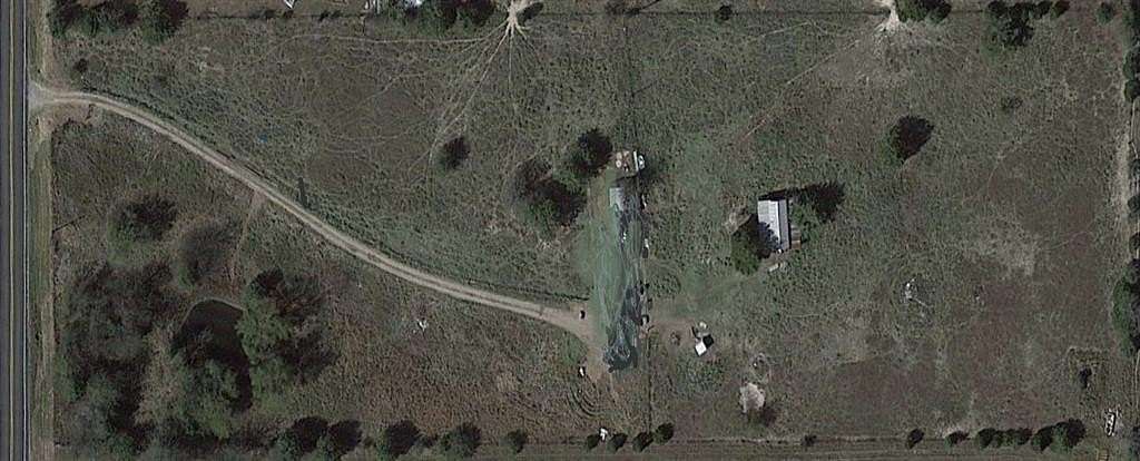 7 Acres of Commercial Land for Lease in Campbell, Texas