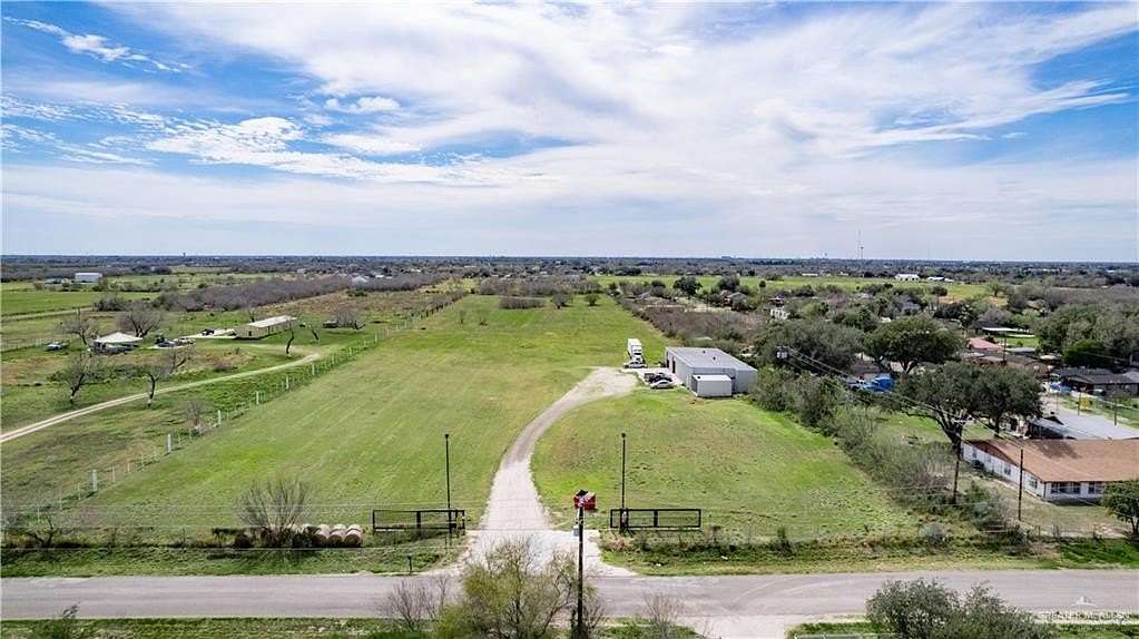 9.6 Acres of Improved Mixed-Use Land for Sale in Edinburg, Texas