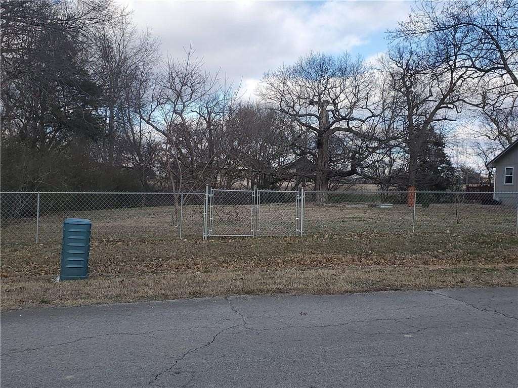 0.46 Acres of Land for Sale in Elkins, Arkansas