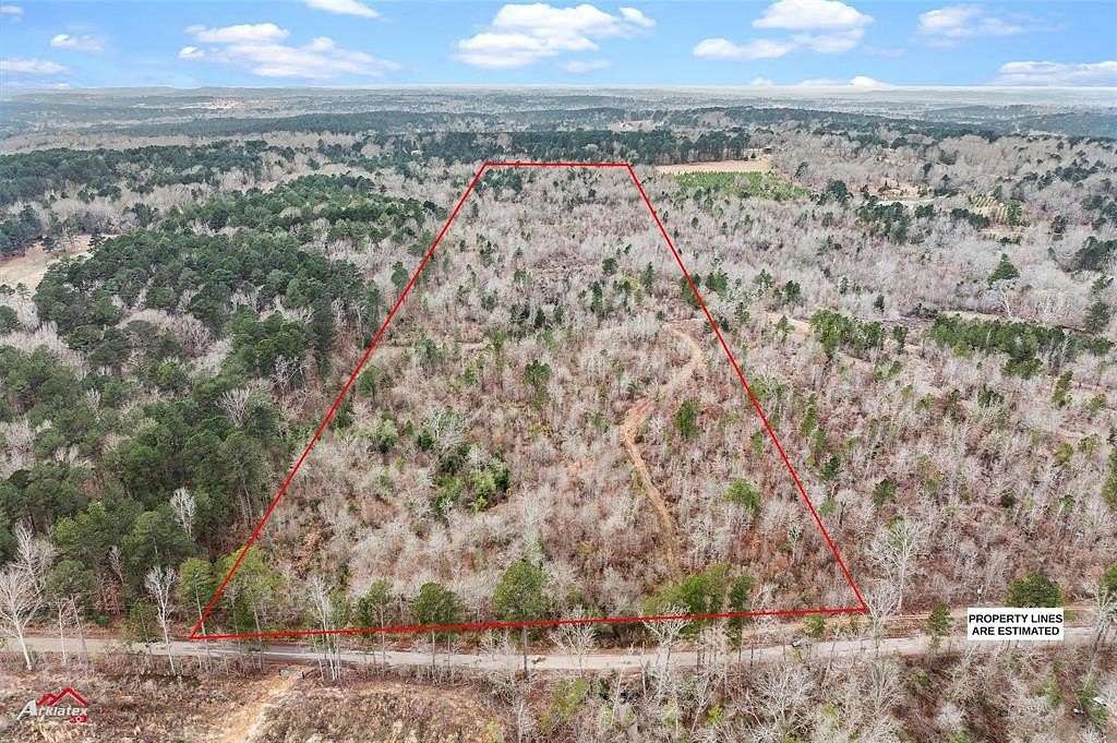 24.5 Acres of Land for Sale in Marshall, Texas