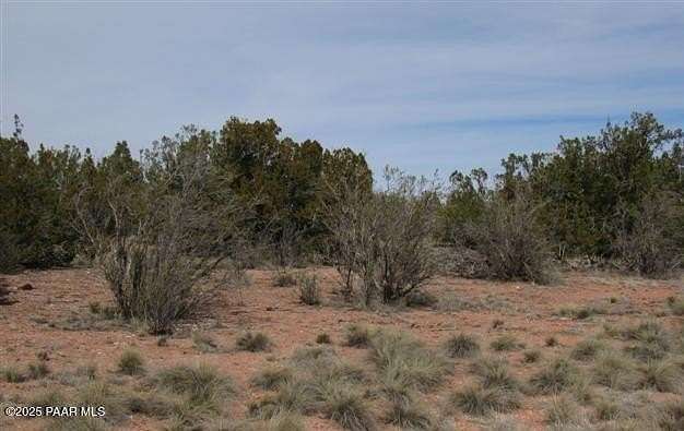 5.32 Acres of Land for Sale in Seligman, Arizona