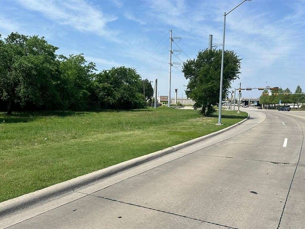 0.55 Acres of Mixed-Use Land for Sale in Grand Prairie, Texas