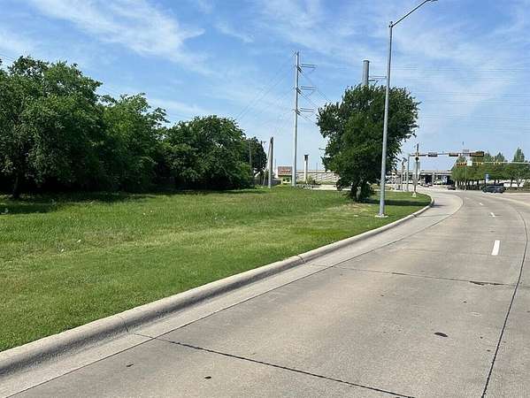 0.55 Acres of Mixed-Use Land for Sale in Grand Prairie, Texas