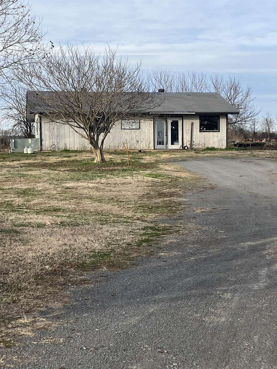 40 Acres of Agricultural Land for Sale in Greers Ferry, Arkansas