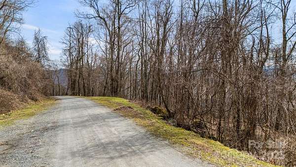 1.48 Acres of Residential Land for Sale in Waynesville, North Carolina