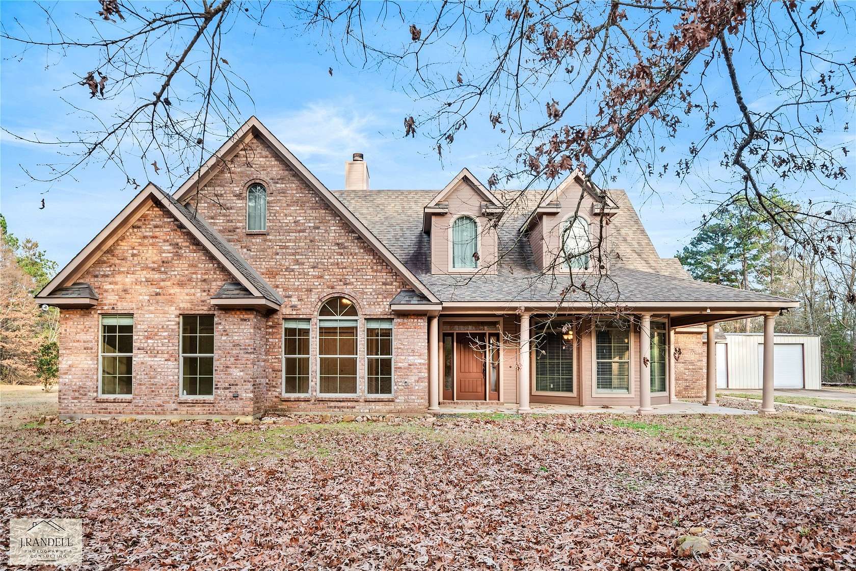 25 Acres of Land with Home for Sale in Stonewall, Louisiana
