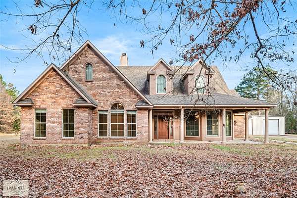 25 Acres of Land with Home for Sale in Stonewall, Louisiana