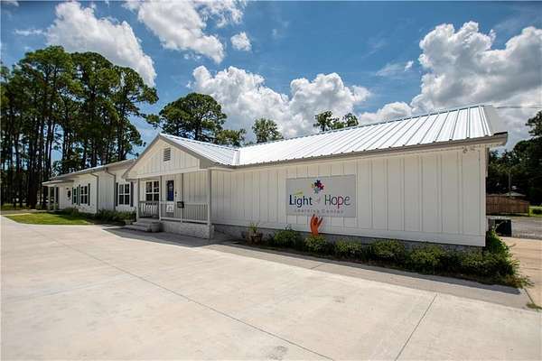 0.6 Acres of Improved Commercial Land for Sale in Brunswick, Georgia