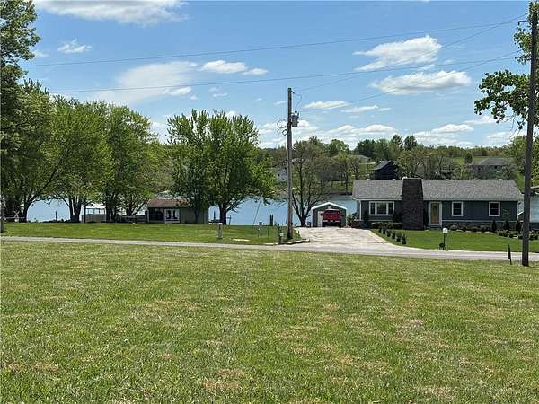 0.72 Acres of Residential Land for Sale in Altamont, Missouri