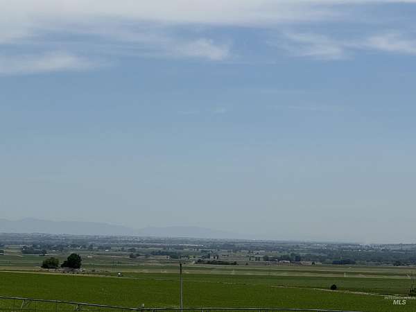 116 Acres of Agricultural Land for Sale in Nyssa, Oregon