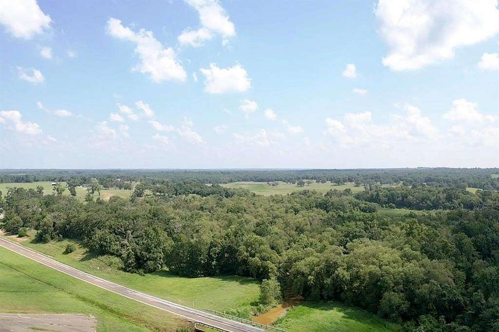 10.8 Acres of Land for Sale in Buffalo, Texas