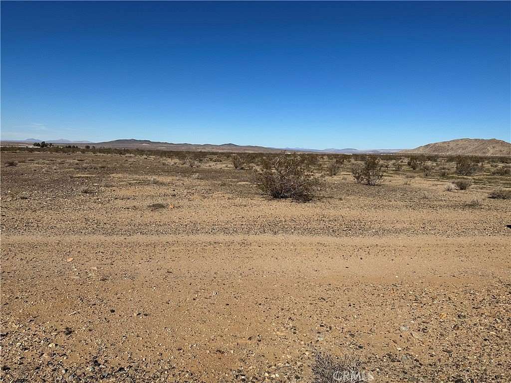 8 Acres of Land for Sale in Victorville, California