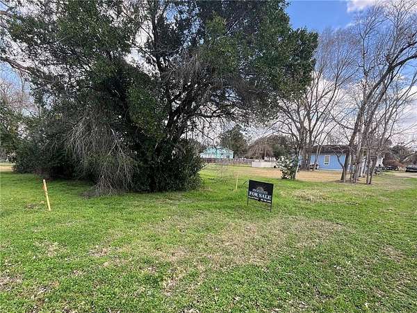 0.07 Acres of Land for Sale in Columbus, Texas