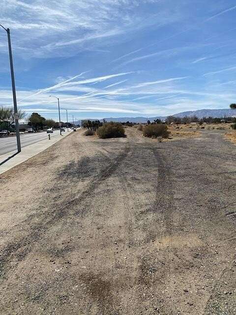 1 Acre of Commercial Land for Sale in Lancaster, California