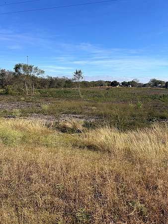 3.53 Acres of Commercial Land for Sale in Beeville, Texas