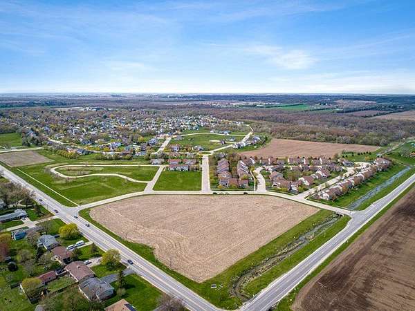 0.75 Acres of Commercial Land for Sale in Marengo, Illinois