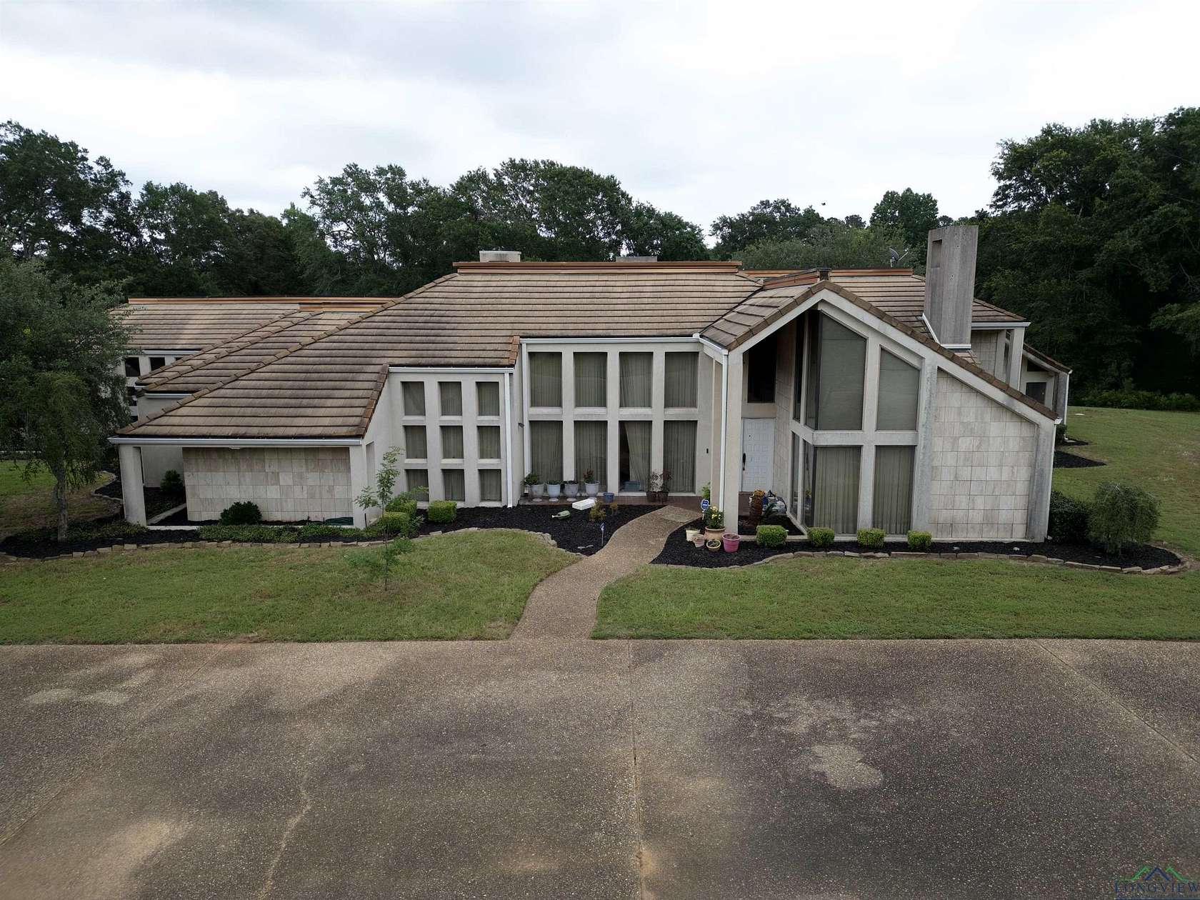 16.4 Acres of Land with Home for Sale in Longview, Texas