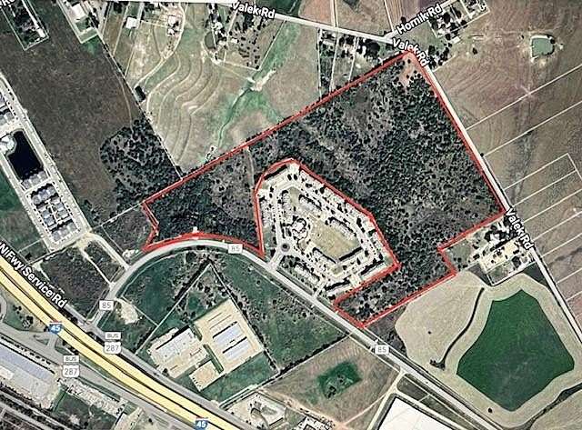 54.8 Acres of Mixed-Use Land for Sale in Ennis, Texas