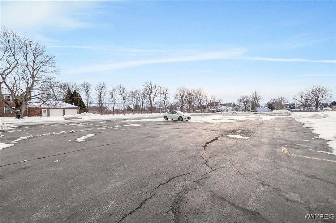 1.27 Acres of Residential Land for Sale in Lyndonville, New York