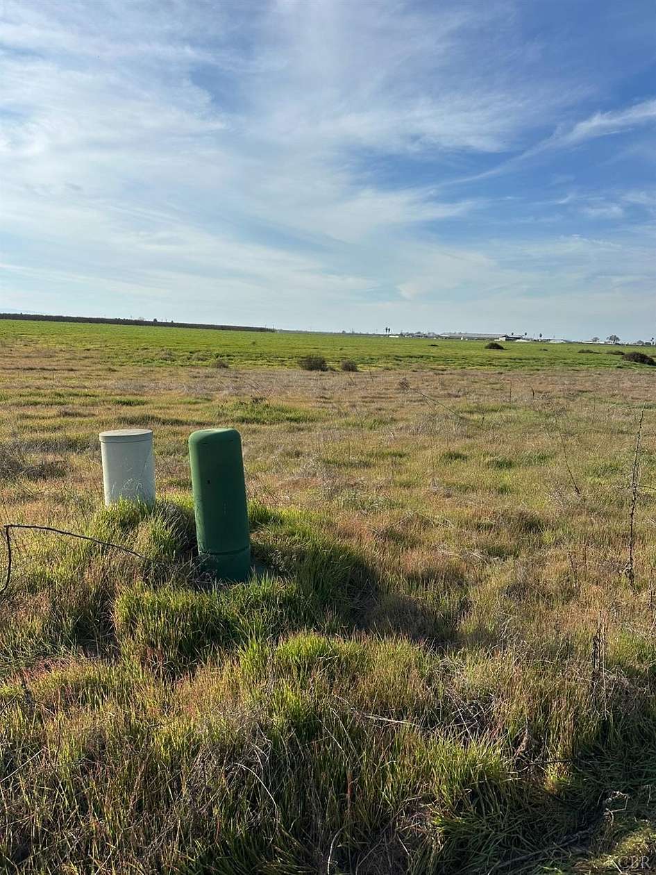 1 Acre of Residential Land for Sale in Hanford, California