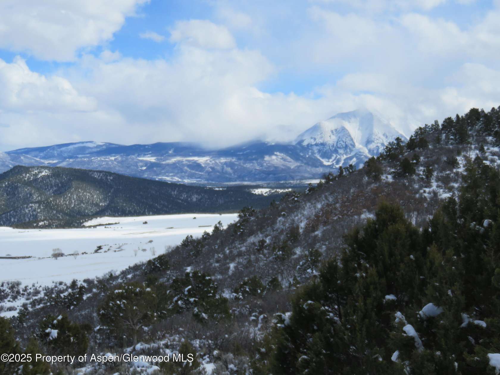138 Acres of Land for Sale in Glenwood Springs, Colorado